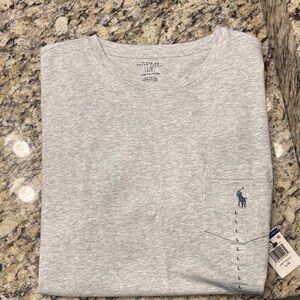 NWT, Polo Ralph Lauren Pocket T. Gray. Large.